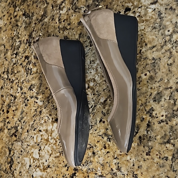 Chaps Rina patent wedge. - Picture 3 of 9